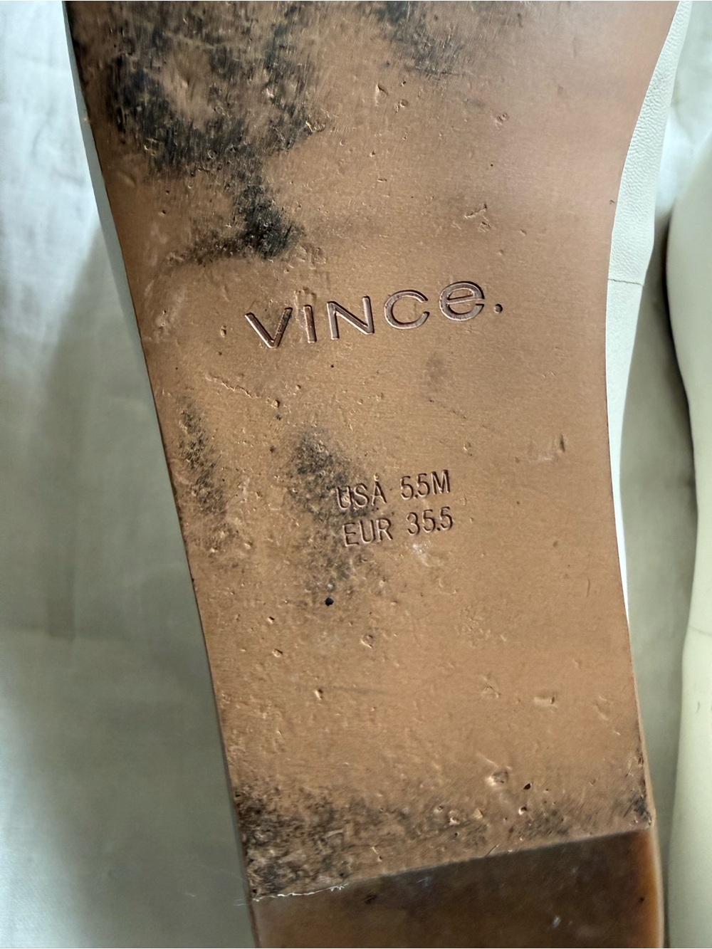 Vince Glove Flats with metal detail - Picture 3 of 5